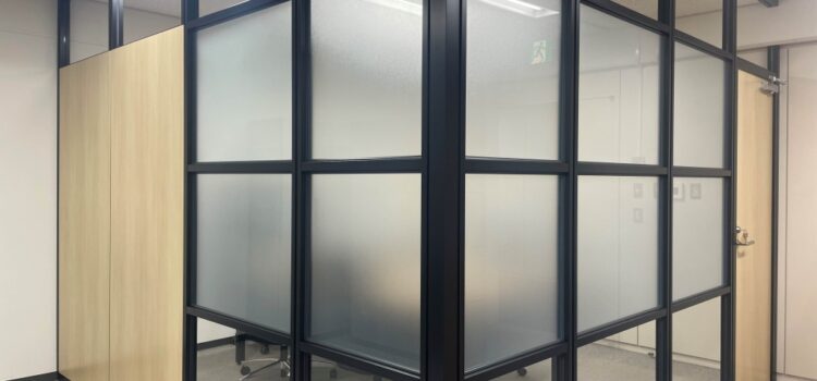 パーティション・間仕切り工事はお任せください！